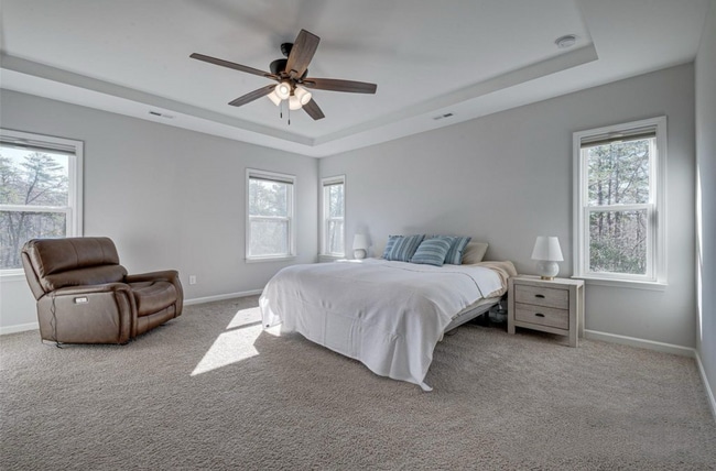 Building Photo - 15606 Walnut Hill Dr