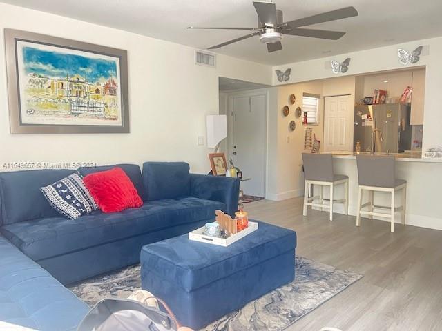 Foto del edificio - 14919 SW 104th St