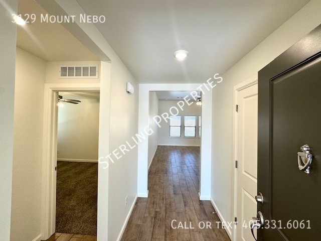 Building Photo - 3129 Mt Nebo Dr