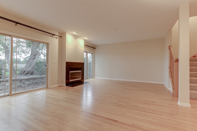 Building Photo - 144 Finstad Dr
