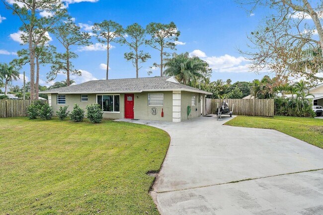 Foto del edificio - 5854 SE Orange Blossom Trail