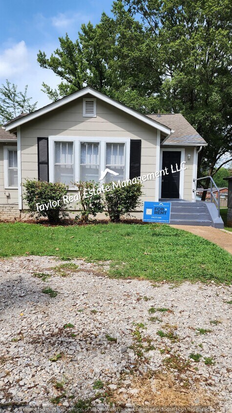 Primary Photo - 315 Simpson St