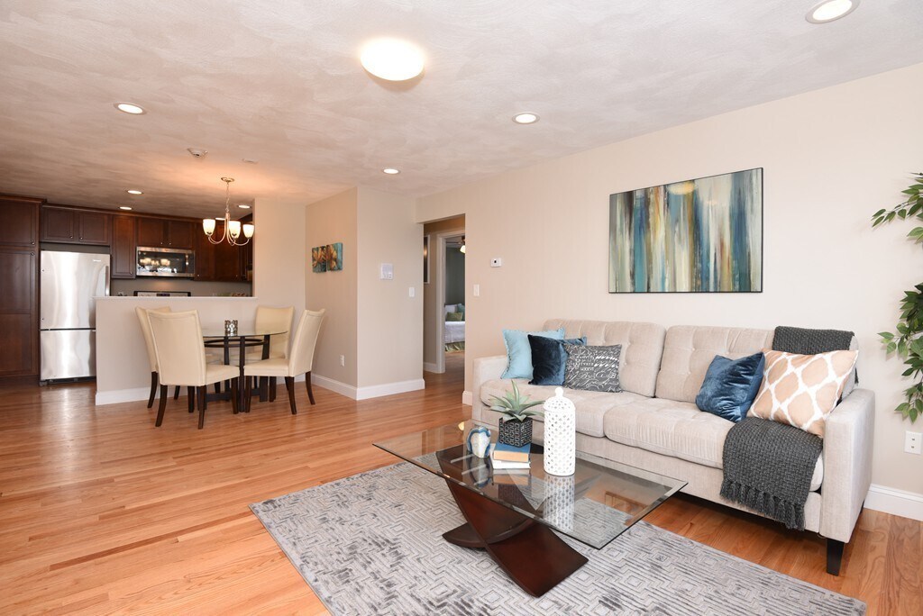 Foto principal - 1105 Lexington St