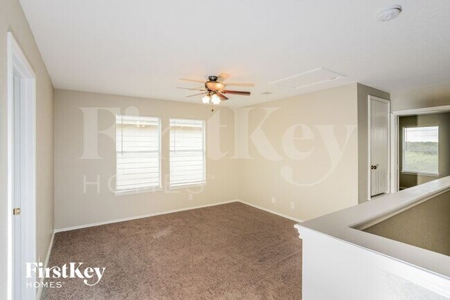 Foto del edificio - 4623 Adkins Trail