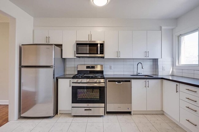 Building Photo - 150 - 160 Cactus Avenue