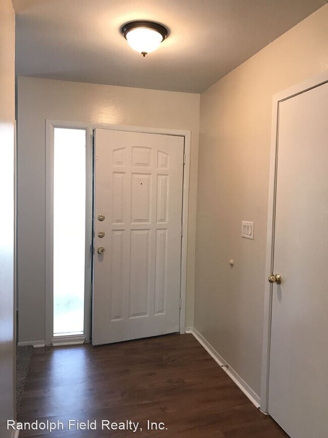 Foto del edificio - 4 br, 2 bath House - 5874 CASTLE RUN