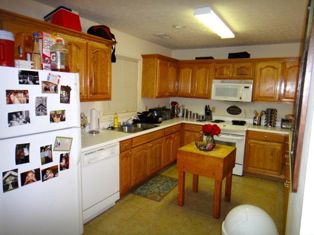 Building Photo - Harmon Condo Available Fall 2024!