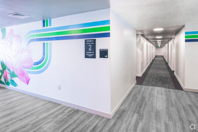 Pasillo de la oficina - The Rose on Colfax