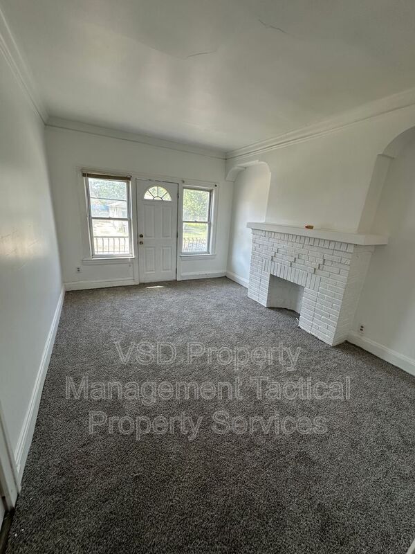 Foto del edificio - 3285 E 143rd St