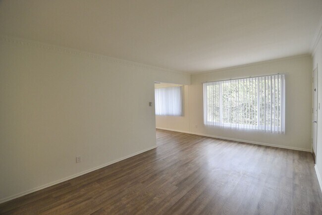 Foto del edificio - 1422 Gordon St