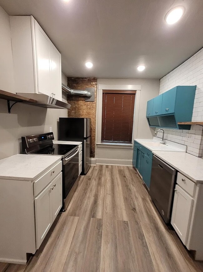 Foto del edificio - 14 W Court St