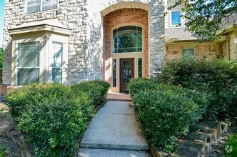 Building Photo - 1407 Kennoway Park Dr