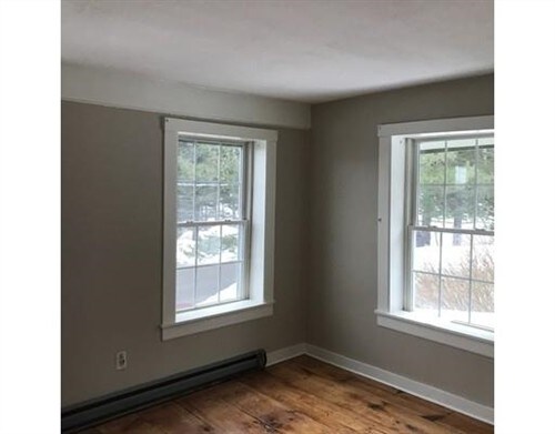 Building Photo - 136 Peach Hill Rd
