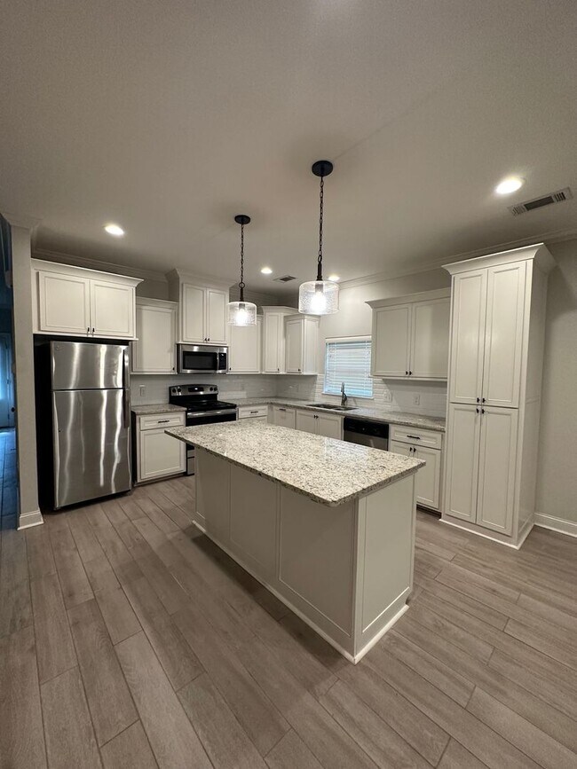 Foto del edificio - 801 S Audubon Pl Ave