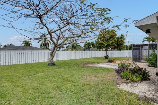 Foto del edificio - 3414 SE 2nd Pl