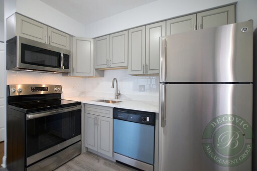Foto del edificio - 6029 N Winthrop Ave