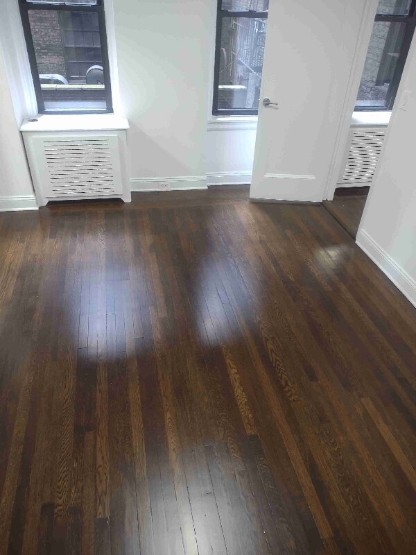 Foto del edificio - E. 46th St, Lexington Ave