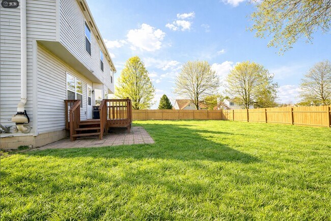 Foto del edificio - 8635 Oak Creek Dr