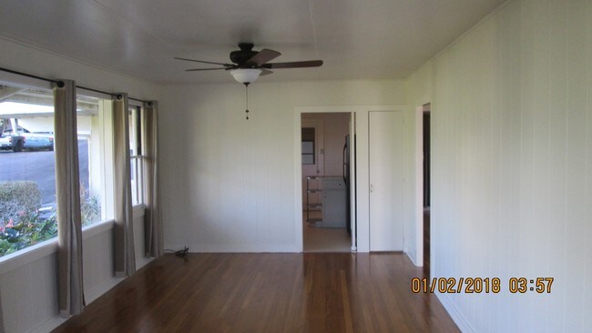 Living Interior - 405 Ainako Ave