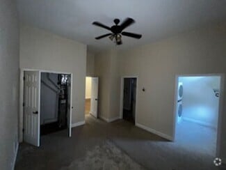 Building Photo - 1010 S Oakley Blvd
