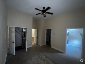 Building Photo - 1010 S Oakley Blvd