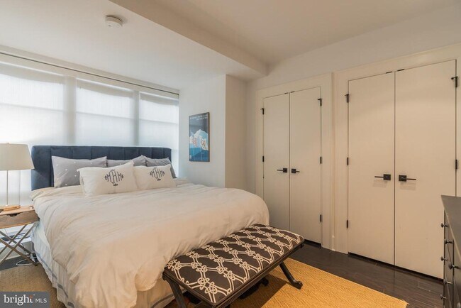 Foto del edificio - 1011 M St NW