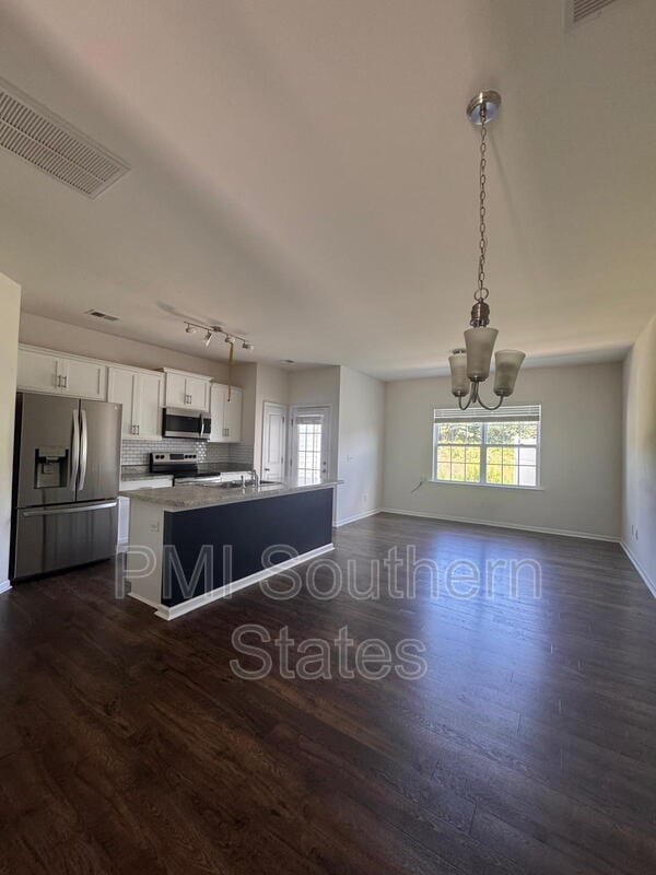 Building Photo - 31 Moorlyn Ln