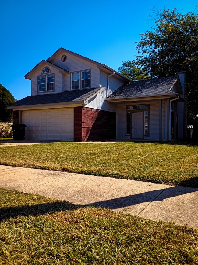Building Photo - 3506 Chandler Dr