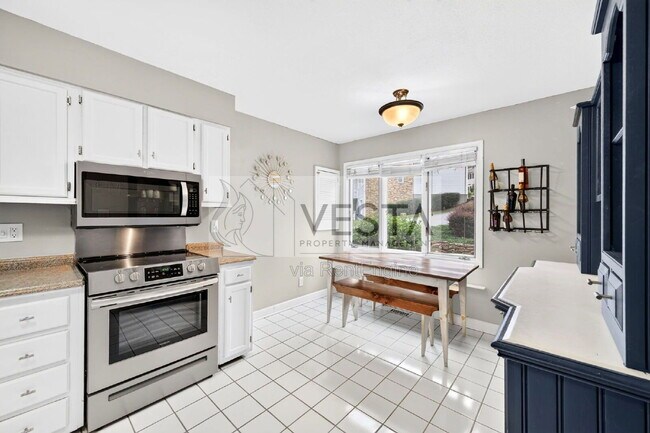 Building Photo - 54 Hollybrook Dr