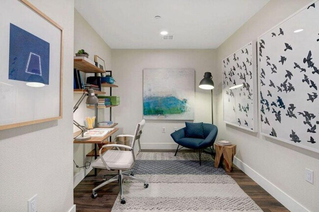 Foto del edificio - 345 E McKinley Ave