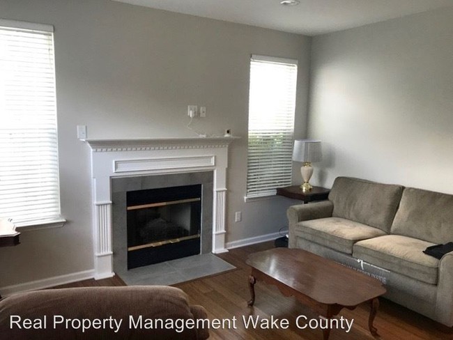 Building Photo - 1108 Silky Dogwood Trl