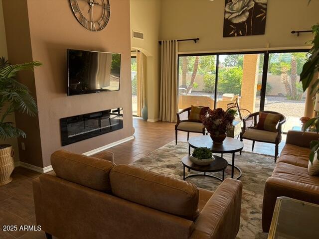 Building Photo - 10305 E Lotus Ct