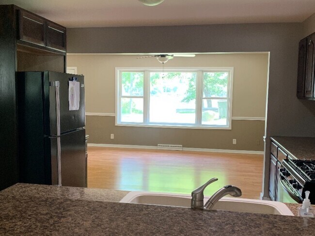 Foto del edificio - 5411 W Lake Shore Dr