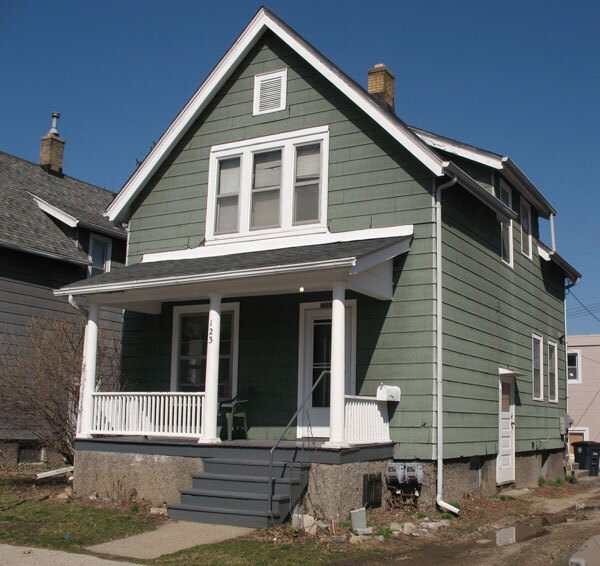 Foto principal - 123 Adams St