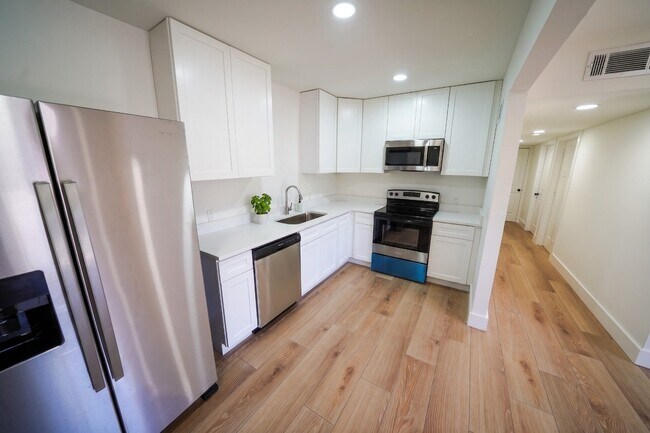 Foto del edificio - 501 38th Ave N