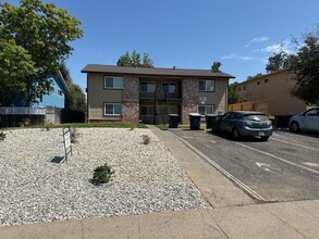 Building Photo - 7444 Tiara Way