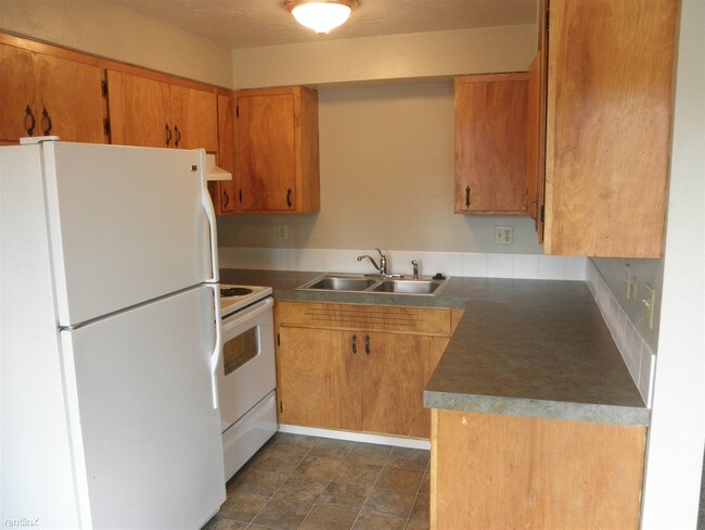 Building Photo - 1 br, 1 bath Apartment - 1939 Agate Aly Apt 4