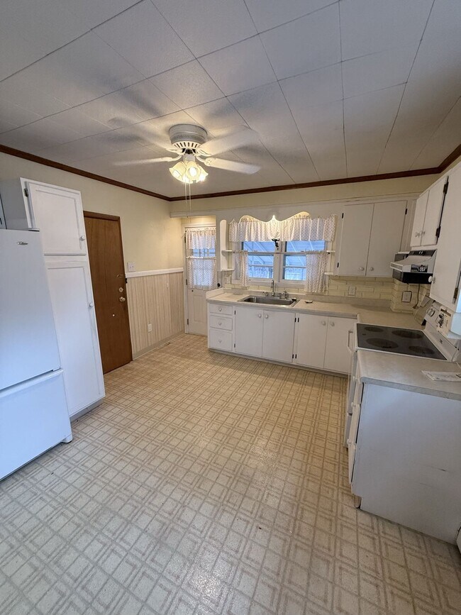 Foto del edificio - 3807 Pine Ave