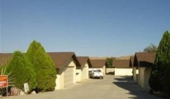 six individual homes w/dbl att garages - 11081-11097 Cholla Ave