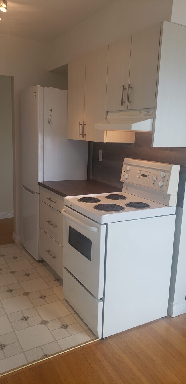 Photo du bâtiment - 1250 Blackwood St