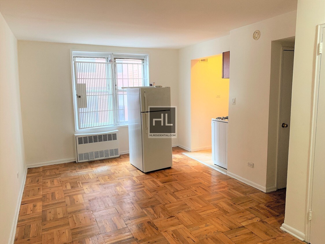 Primary Photo - Spacious Studio Near The Subway