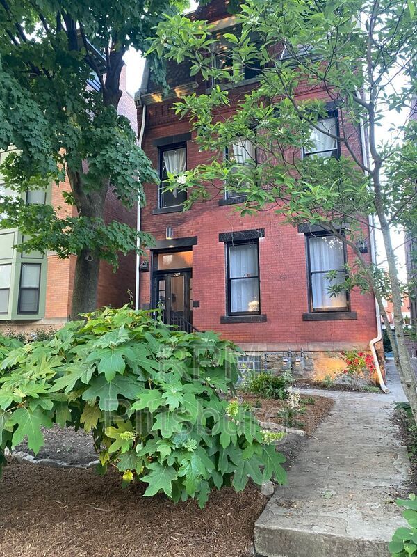 207 S Millvale Ave Unit 2, Pittsburgh, PA 15224 Condo for Rent in Pittsburgh, PA
