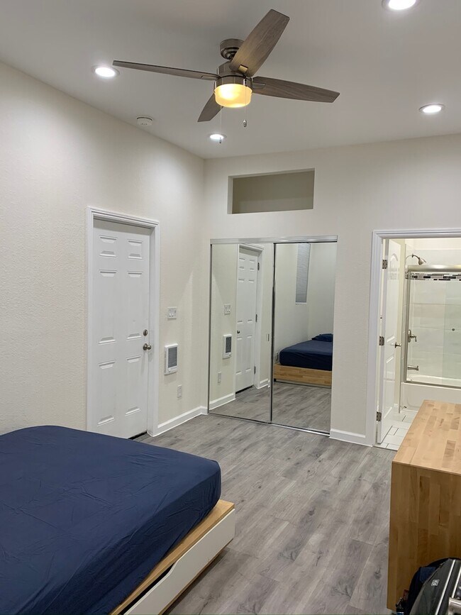 Bedroom/bathroom entry - 213 6th Ave