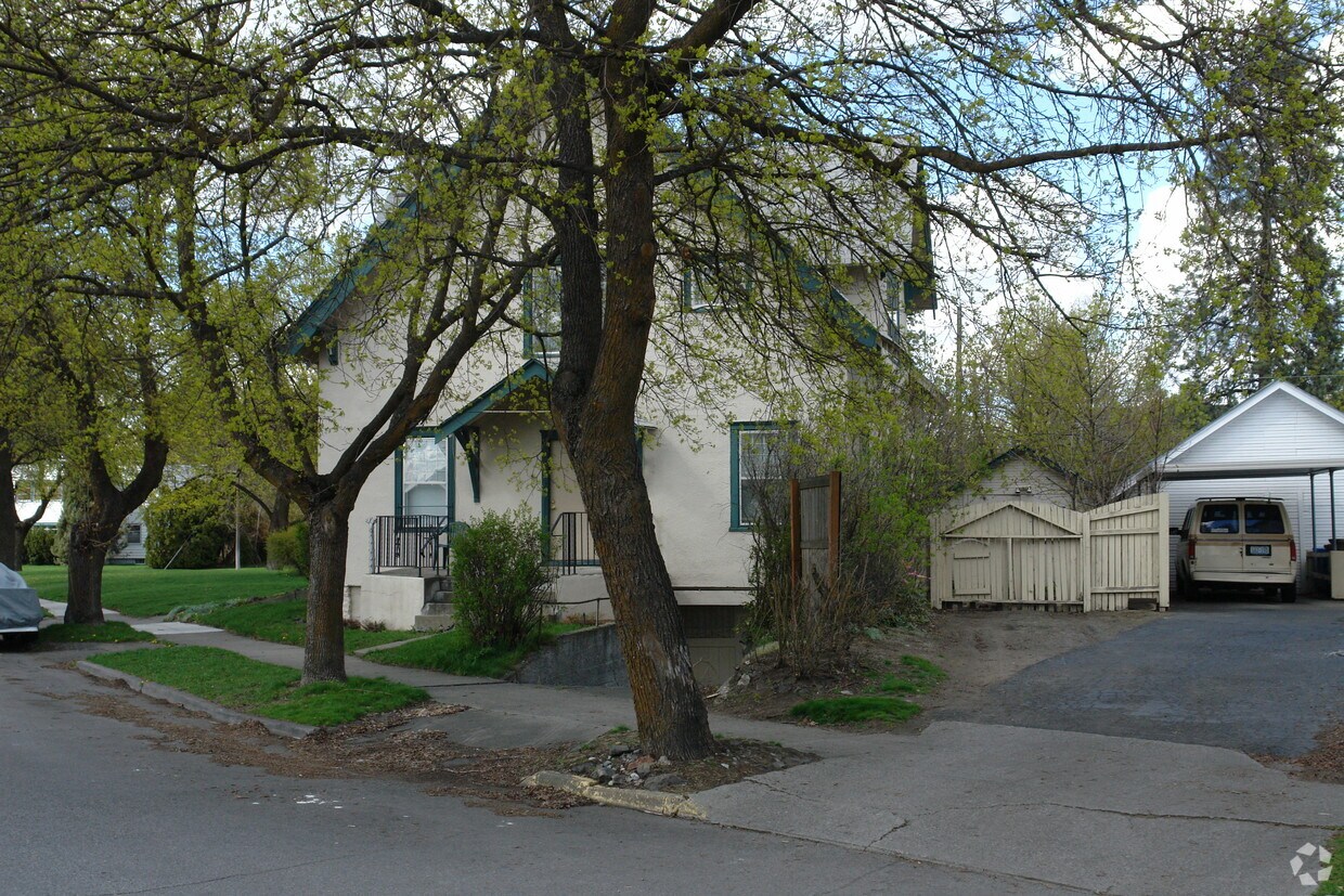Foto del edificio - 317 S Coeur D'alene St