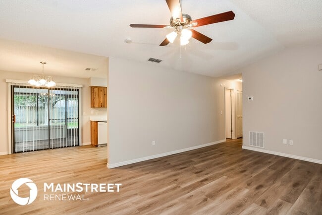 Foto del edificio - 2394 Belen Dr