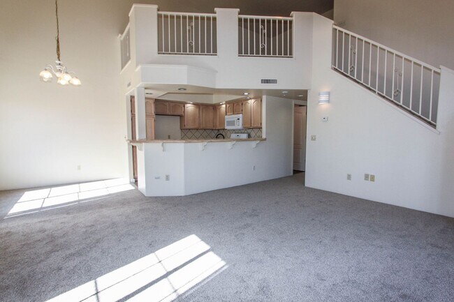 Foto del edificio - 3249 N Hedgewood Dr