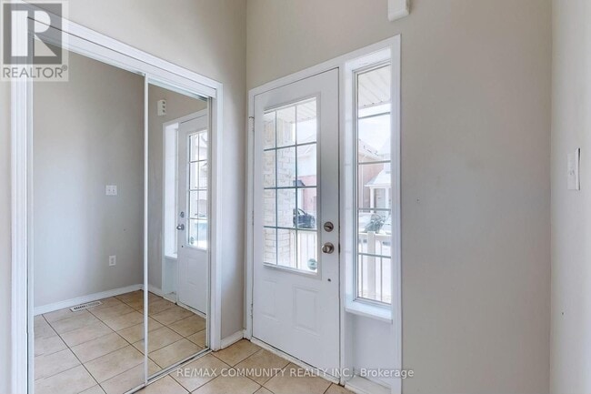 Building Photo - 103 Pullen Ln