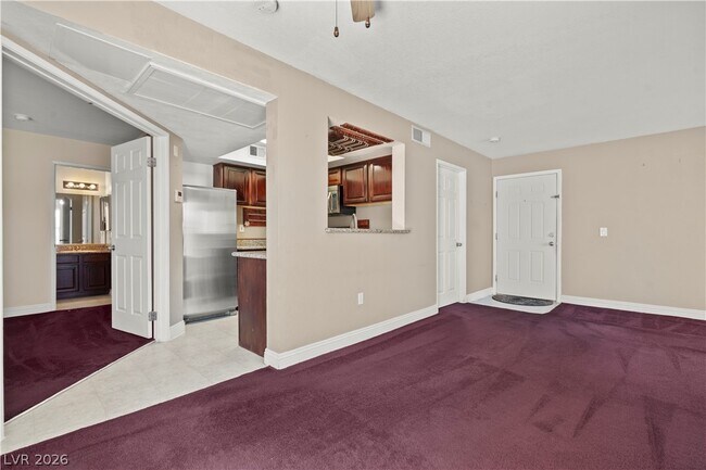 Foto del edificio - 6800 E Lake Mead Blvd