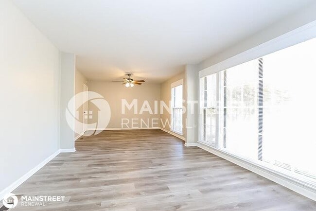 Building Photo - 255 Willow Lane, Nashville, TN 37211