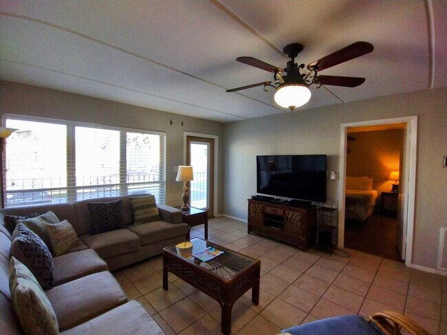 Building Photo - 2401 Gulf Blvd